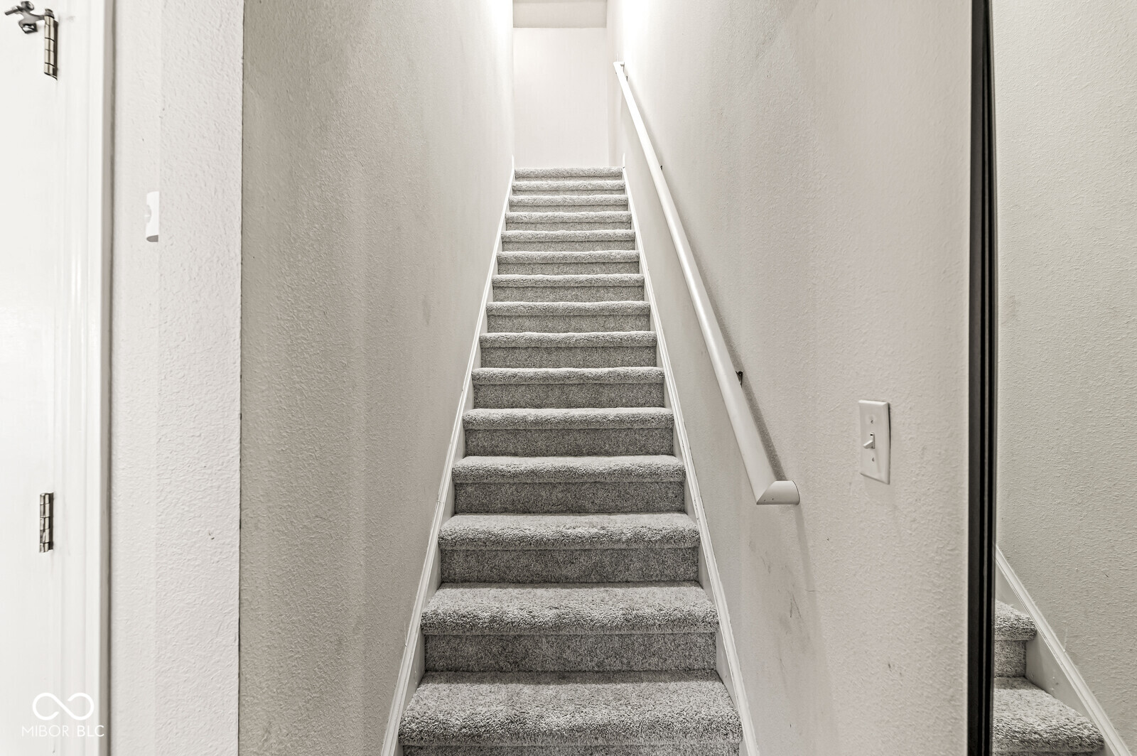 8315 Garden Ridge Road Indianapolis, IN 46237 - Photo 26 of 35 Gallery Image 26