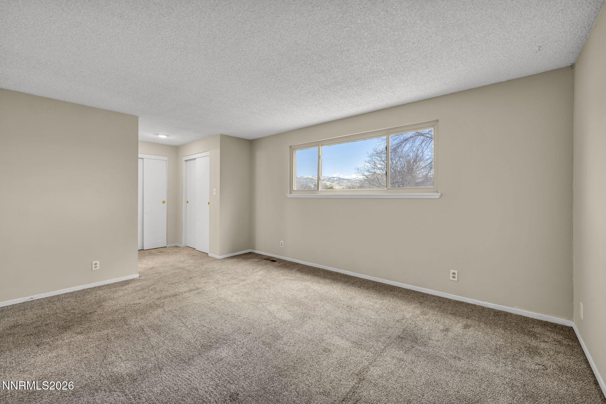 2965 Santa Ana Drive Reno, NV 89502 - Photo 26 of 38 Primary bedroom