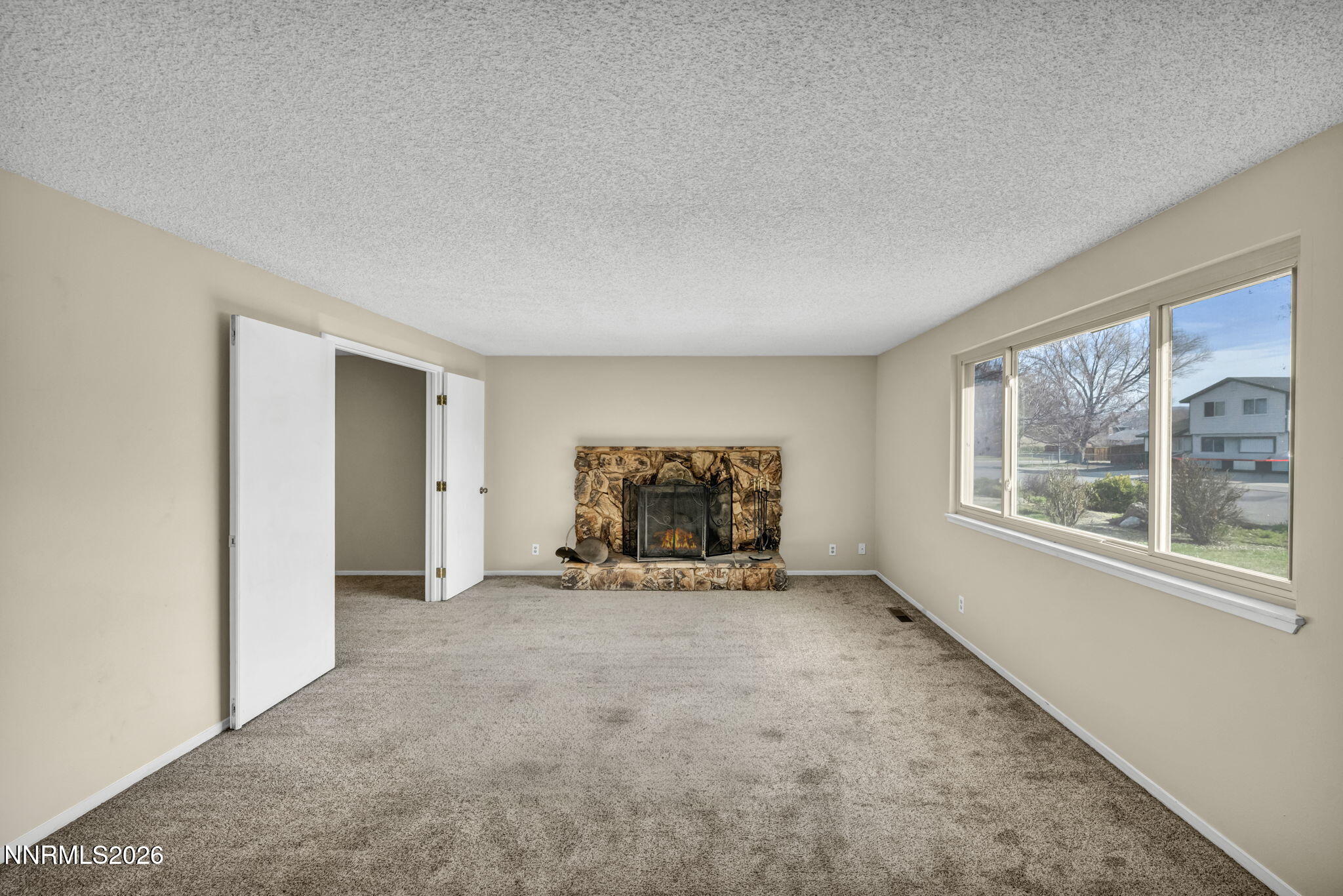 2965 Santa Ana Drive Reno, NV 89502 - Photo 7 of 38 Wood burning fireplace