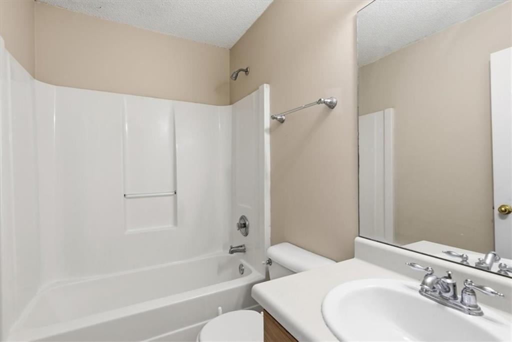 460 Parkway Road Fairburn, GA 30291 - Photo 7 of 10