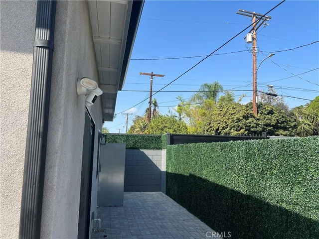 $3,995 | 17269 Lassen Street, Northridge, CA 91325