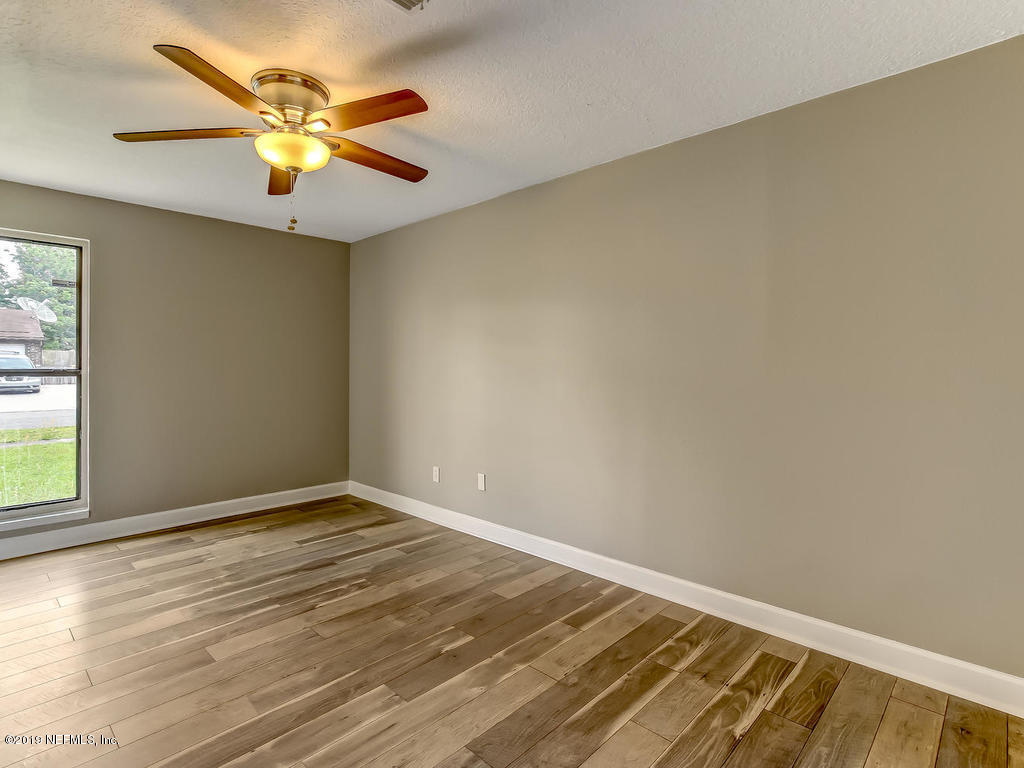 2630 Spring Lake Road Jacksonville, FL 32210 - Photo 25 of 36 2630 Spring Lake Rd-026-25-Guest Bedroom