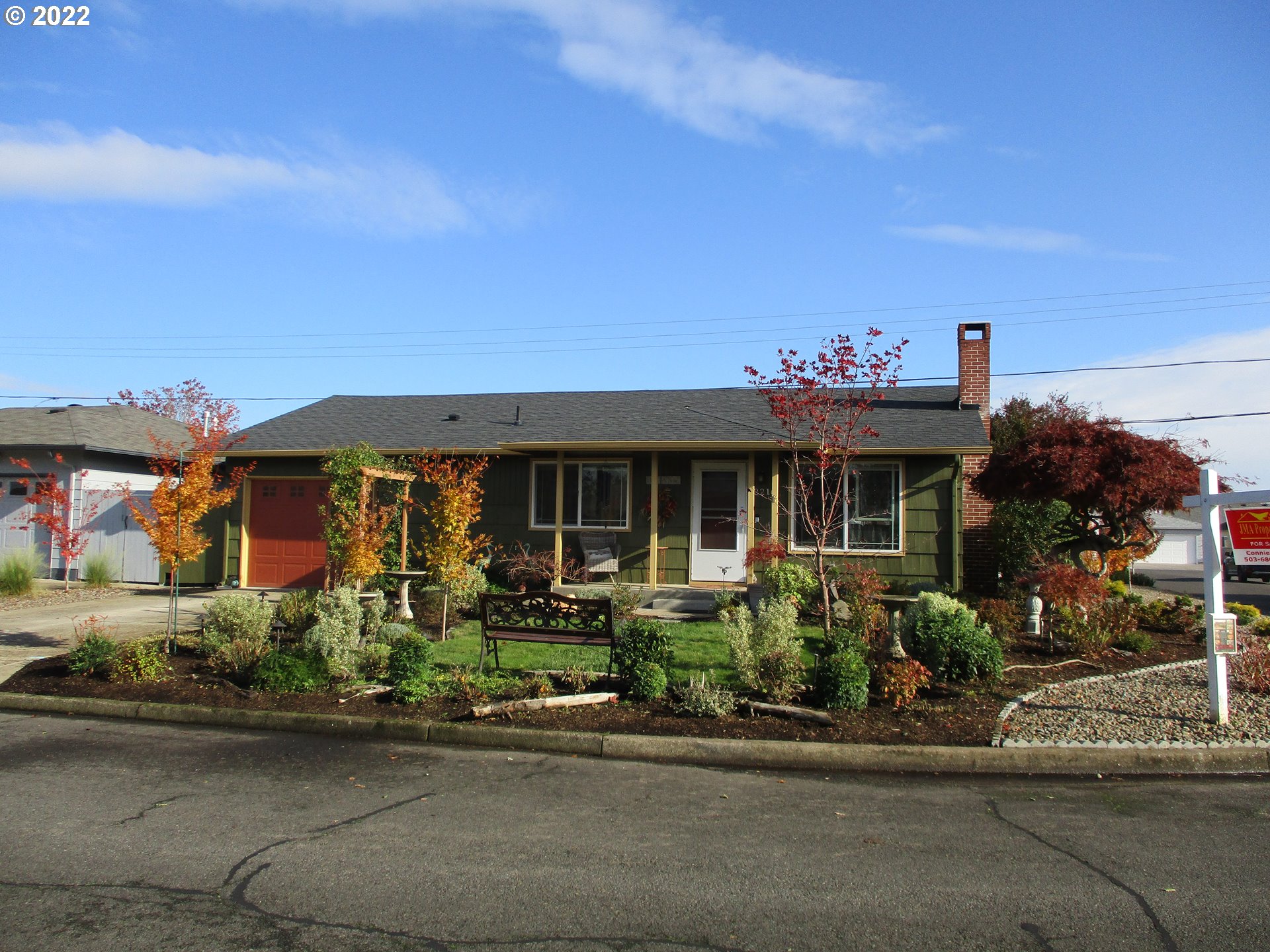 2216 Umpqua Road Woodburn, OR 97071 - Photo 1 of 21 Gallery Image 1