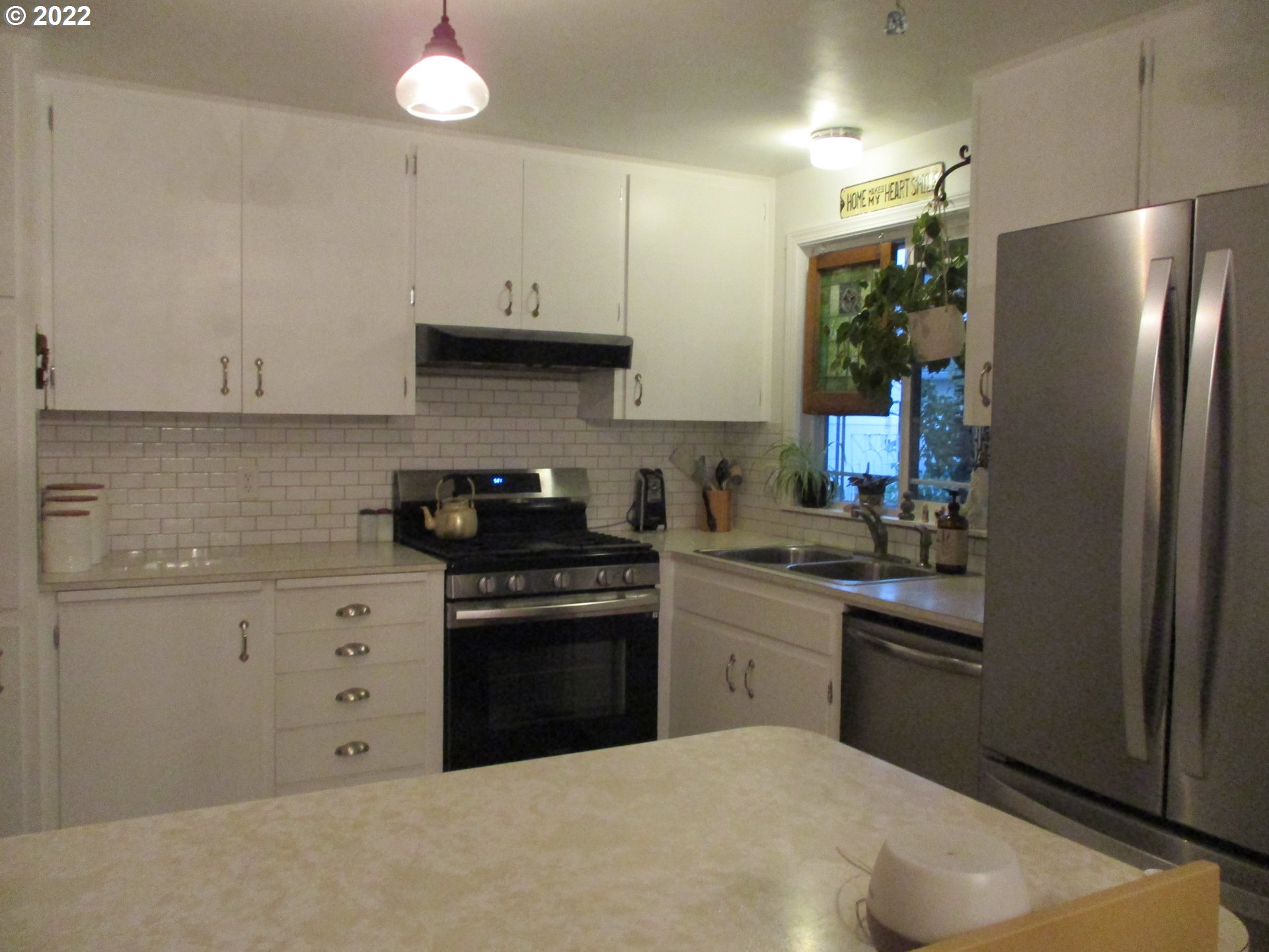 2216 Umpqua Road Woodburn, OR 97071 - Photo 11 of 21 Gallery Image 11