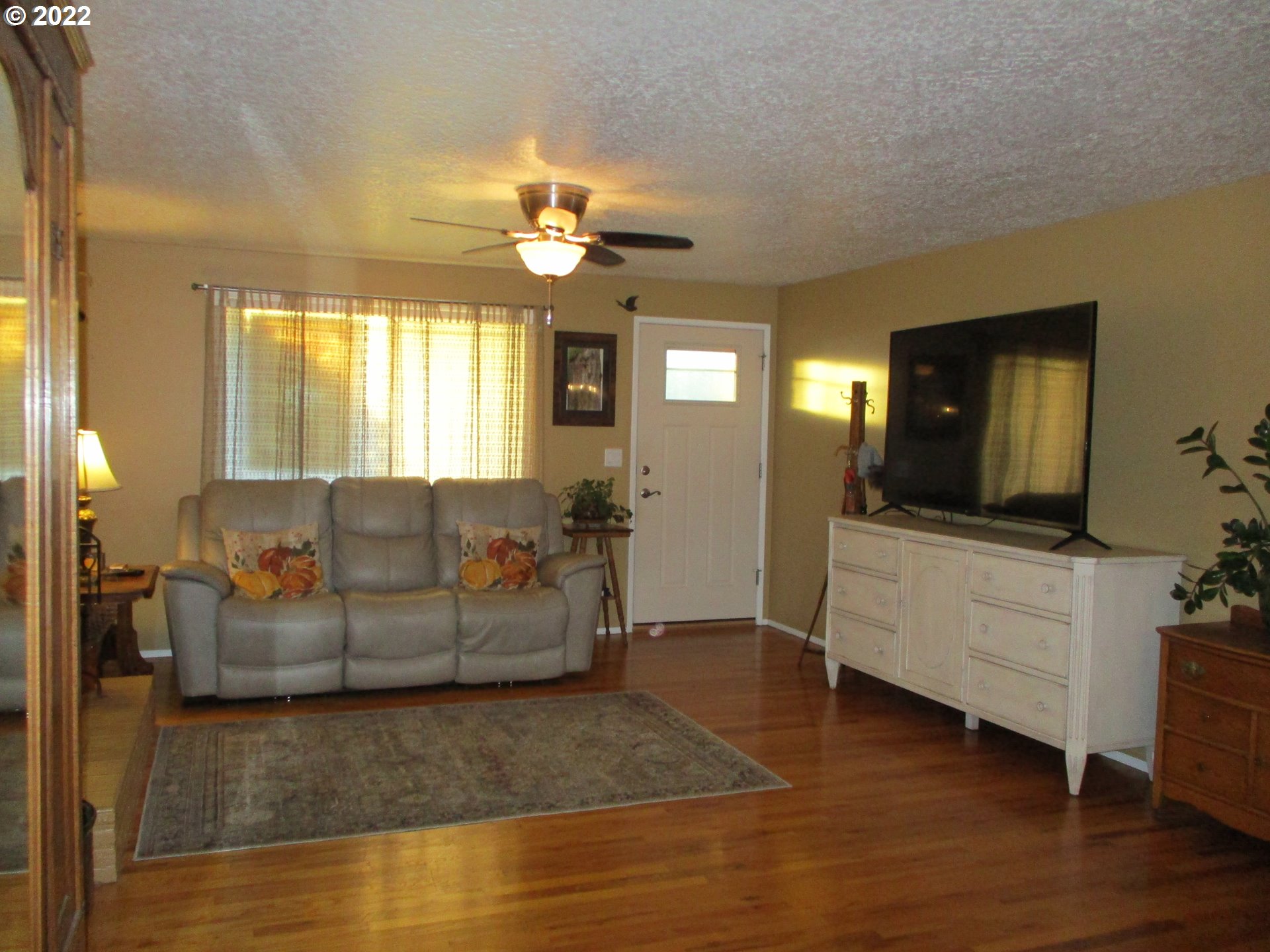 2216 Umpqua Road Woodburn, OR 97071 - Photo 17 of 21 Gallery Image 17