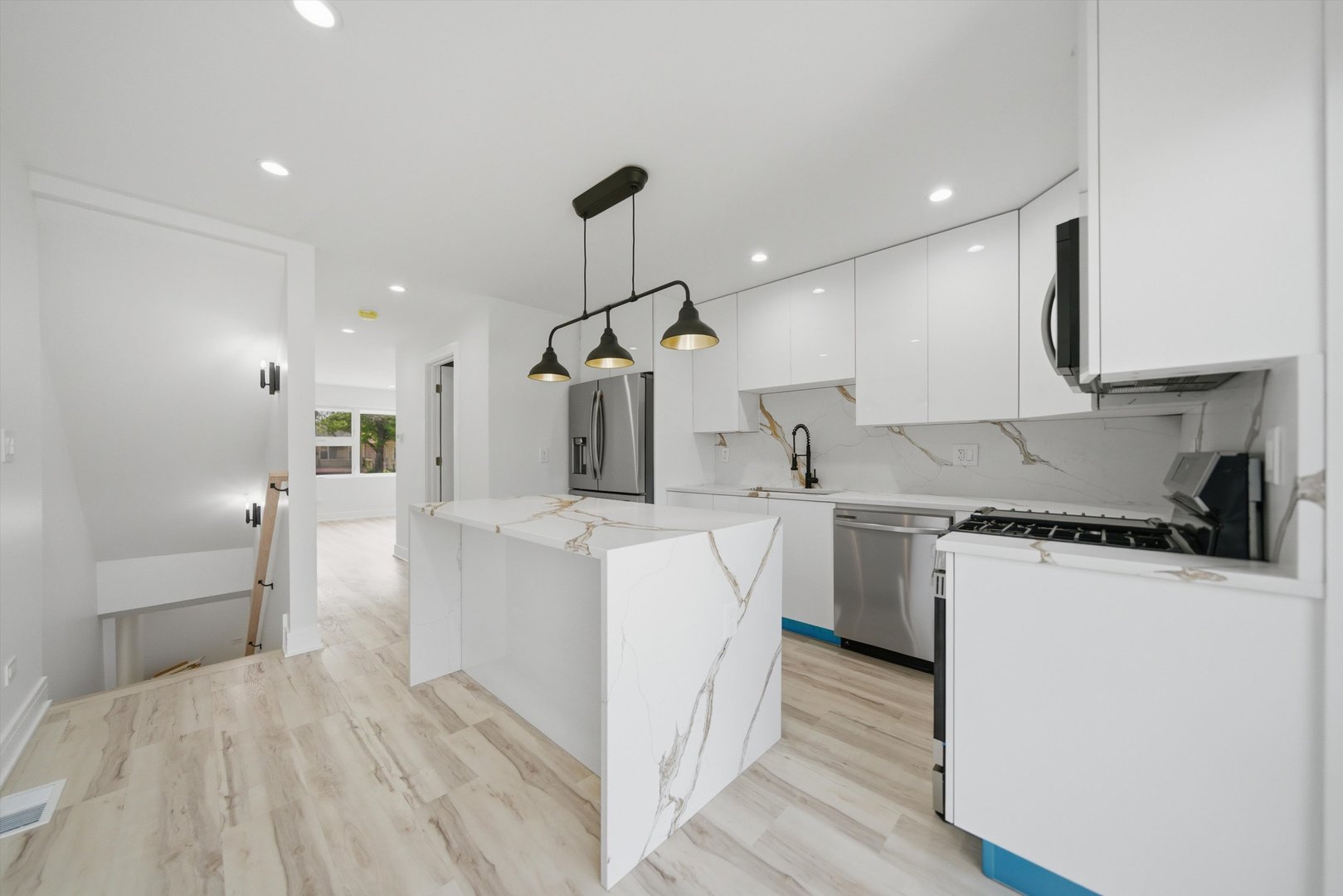 1034 West 87th Street, Unit B Chicago, IL 60620 - Photo 6 of 22