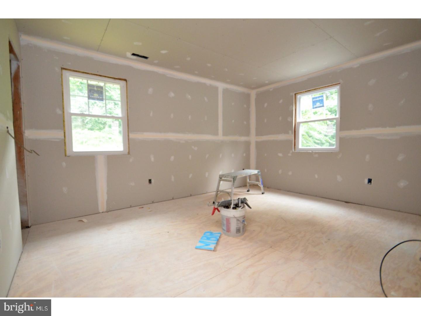 2109 Church Road Bethlehem, PA 18015 - Photo 8 of 14 Gallery Image 8
