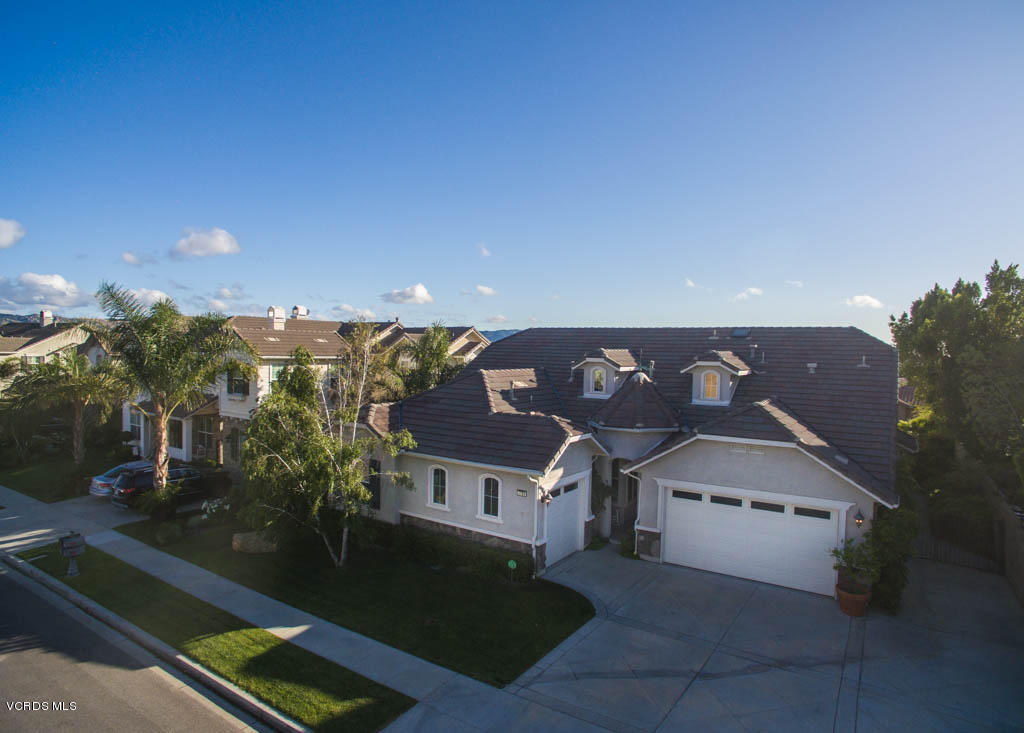 3789 Horizon Ridge Court Simi Valley, CA 93063 - Photo 2 of 41 #2-3789 Horizon Ridge Ct
