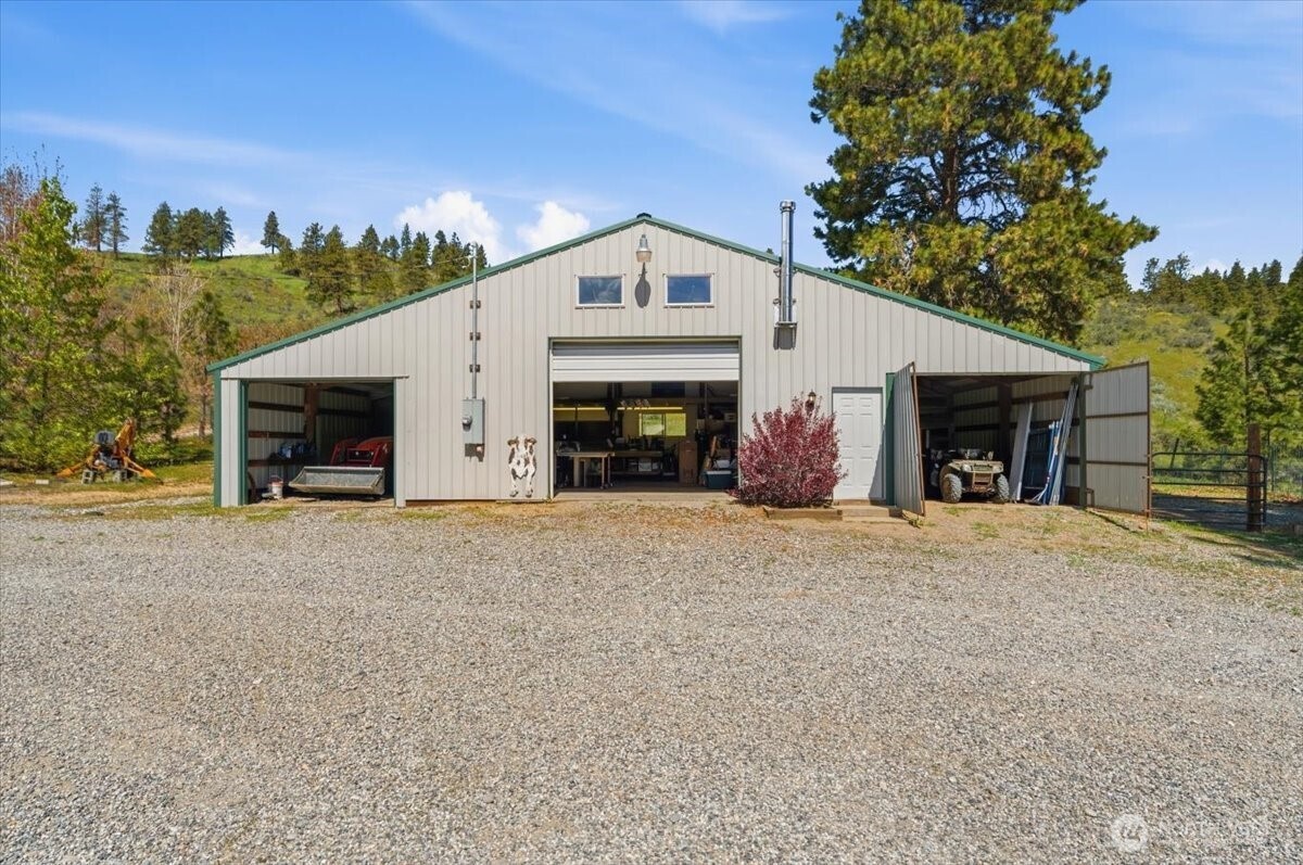 2612 Halvorson Canyon Road Wenatchee, WA 98801 - Photo 35 of 39