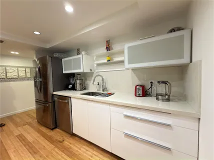 $474,000 | 1001 Three Islands Boulevard, Unit 3331, Hallandale Beach, FL 33009