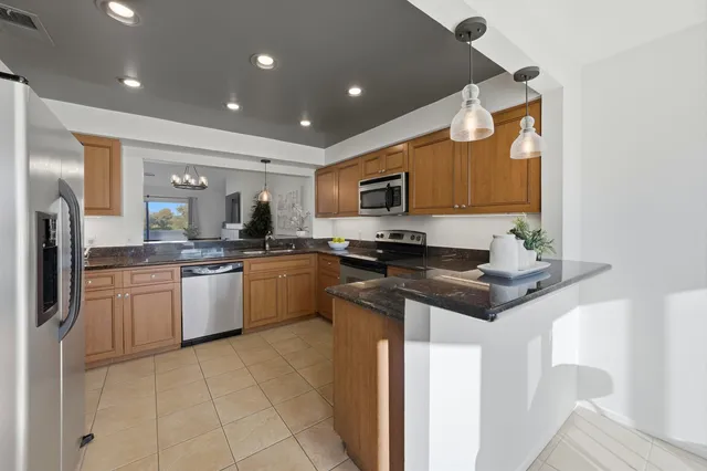 $489,000 | 217 Desert Falls Circle, Palm Desert, CA 92211