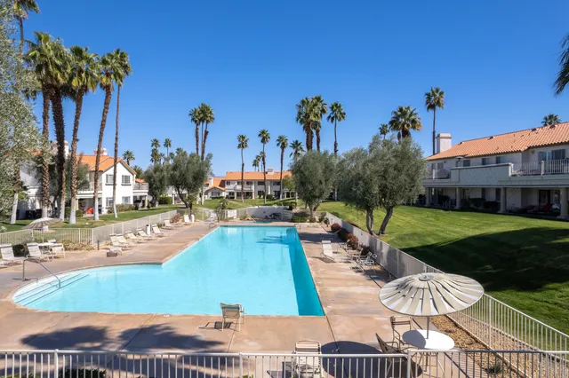 $489,000 | 217 Desert Falls Circle, Palm Desert, CA 92211