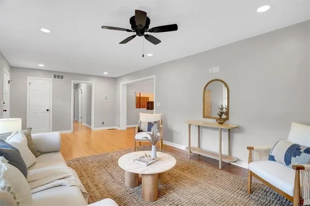 $2,500 | 2174 Beecher Road Southwest, Atlanta, GA 30311