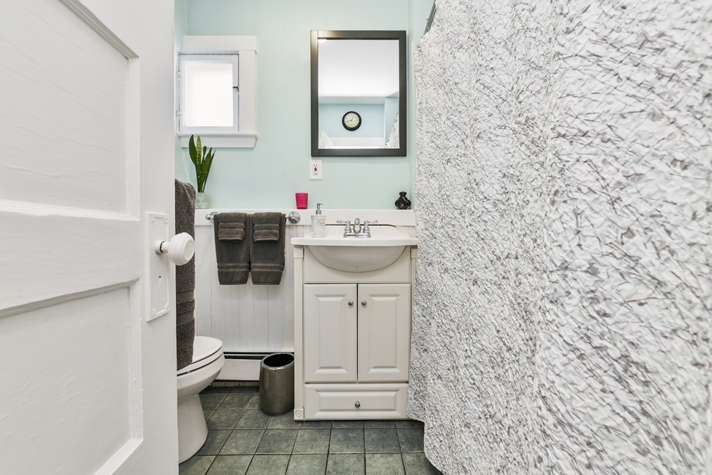 27 Walker Street, Unit 2 Boston, MA 02129 - Photo 12 of 17