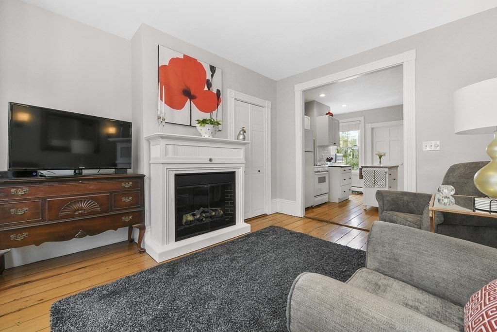 27 Walker Street, Unit 2 Boston, MA 02129 - Photo 8 of 17