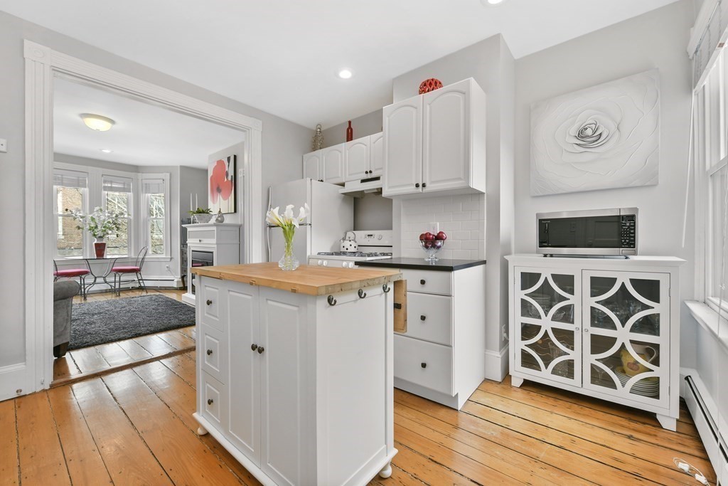 27 Walker Street, Unit 2 Boston, MA 02129 - Photo 9 of 17