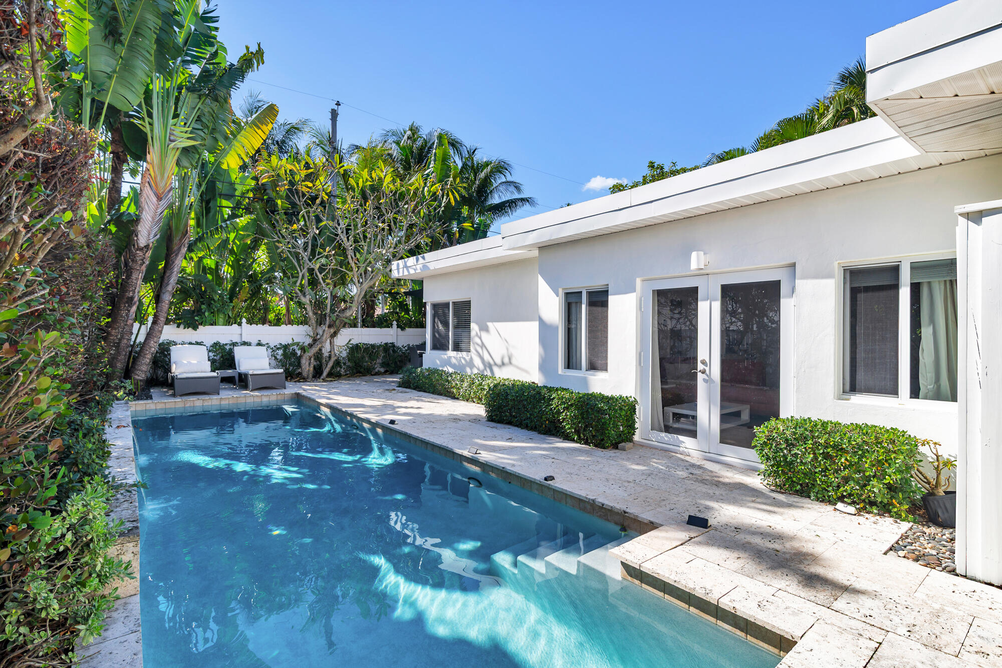 248 Cortez Road West Palm Beach, FL 33405 - Photo 19 of 27 a view of a house with patio