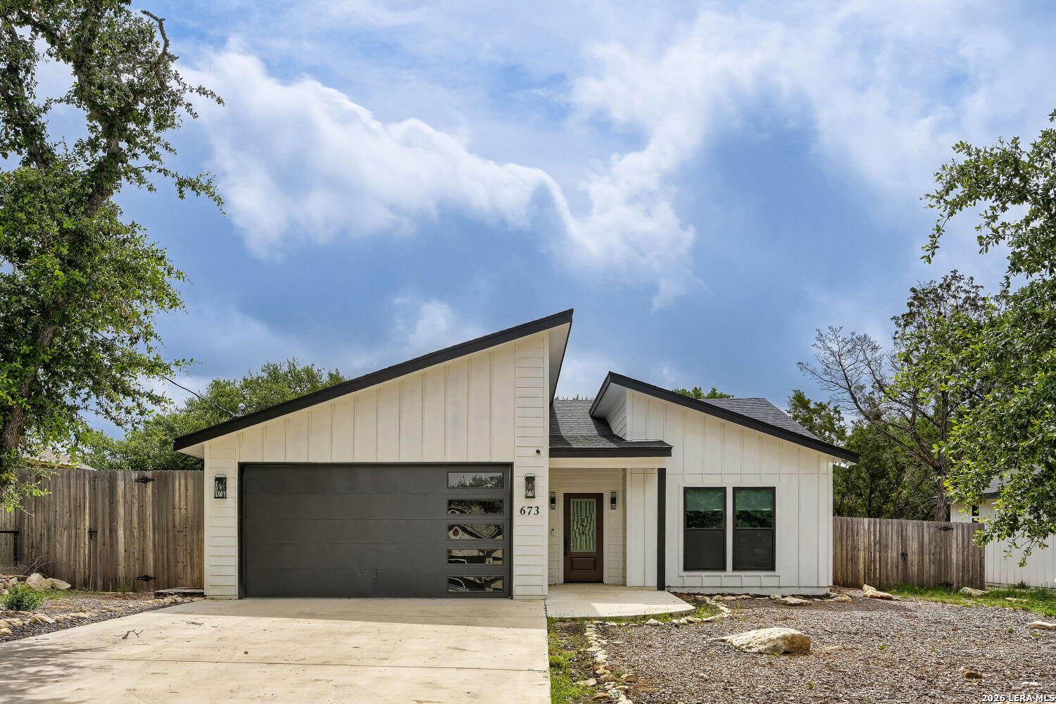 673 Mockingbird Cove Spring Branch, TX 78070 - Photo 2 of 17