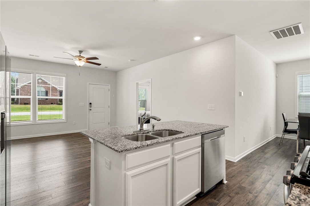 111 Village Main Anderson, SC 29621 - Photo 9 of 31 Gallery Image 9