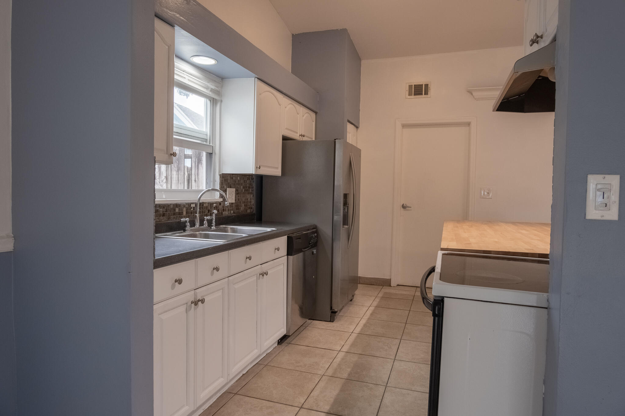 1222 Ute Street Jupiter, FL 33458 - Photo 11 of 23 10 Kit North