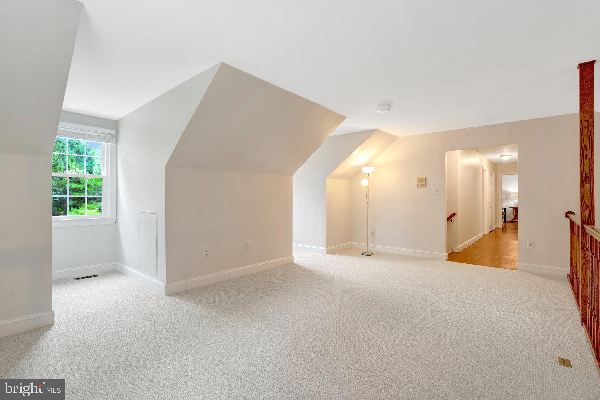 11181 Longwood Grove Drive Reston, VA 20194 - Photo 37 of 94 a view of an empty room with a window