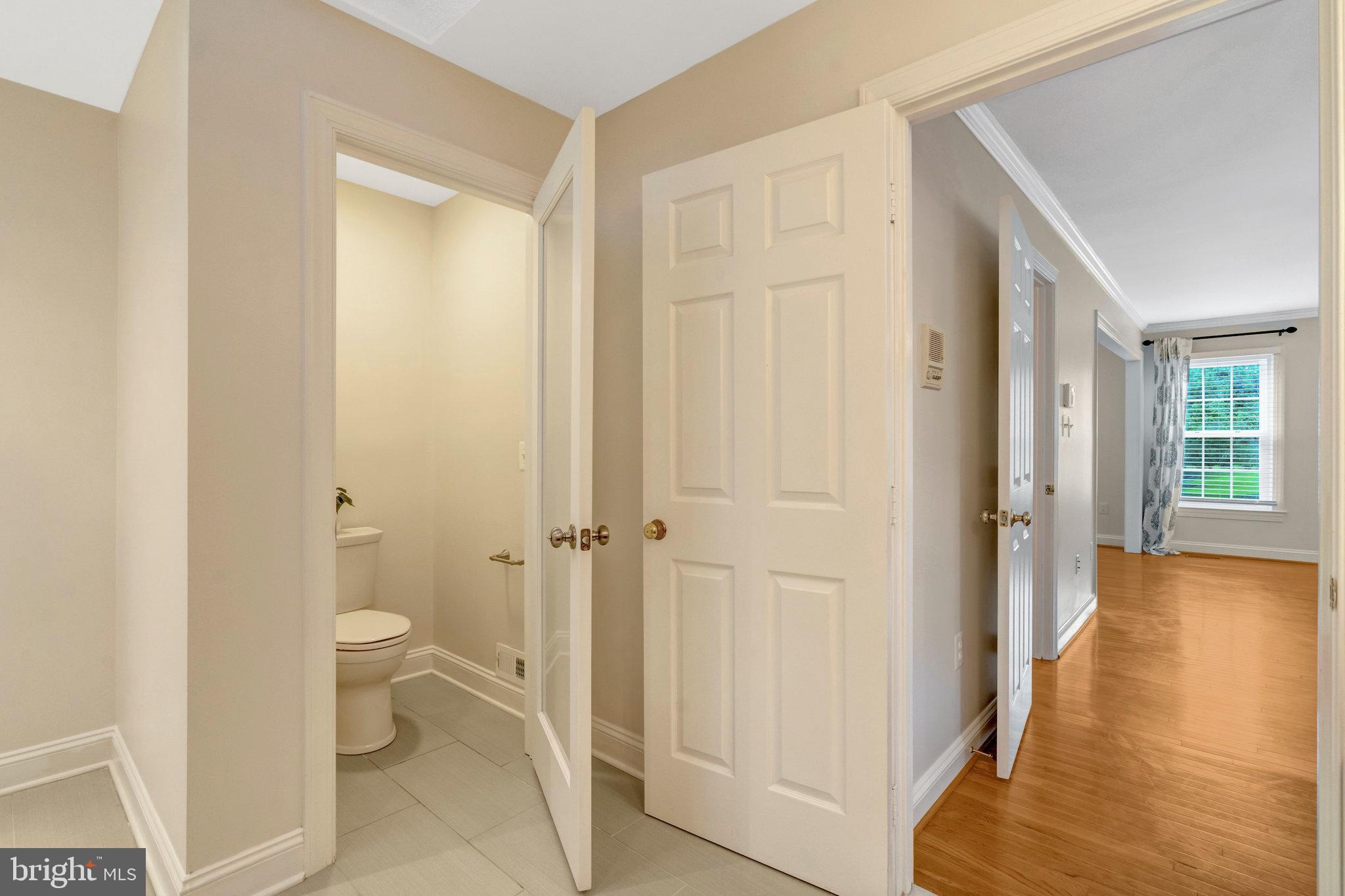 11181 Longwood Grove Drive Reston, VA 20194 - Photo 48 of 94 Water Closet