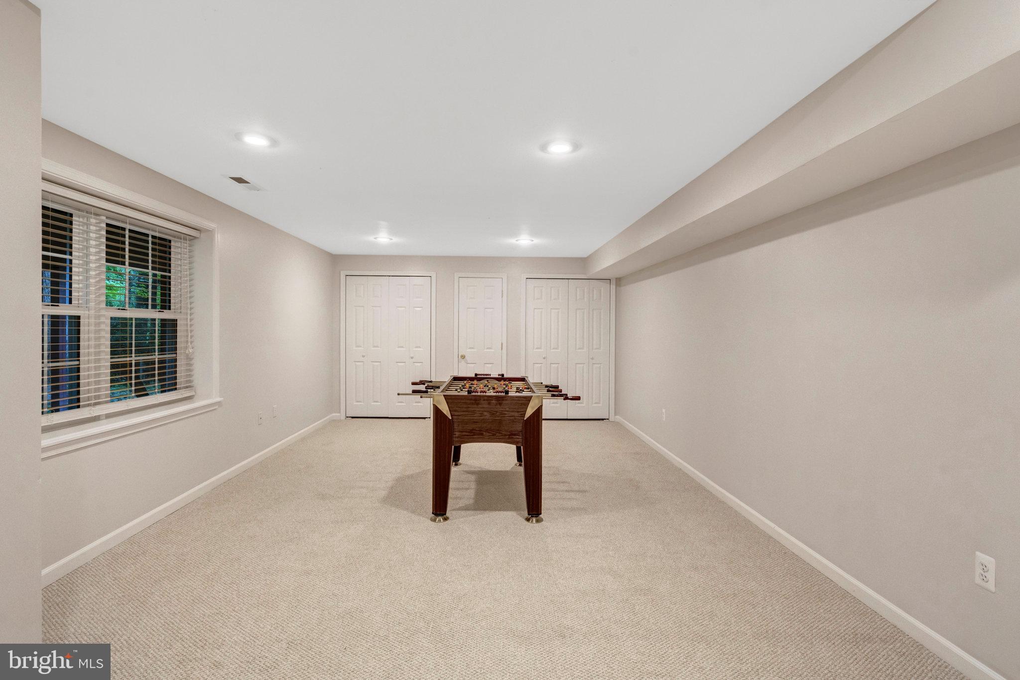 11181 Longwood Grove Drive Reston, VA 20194 - Photo 65 of 94 a view of an empty room with a window