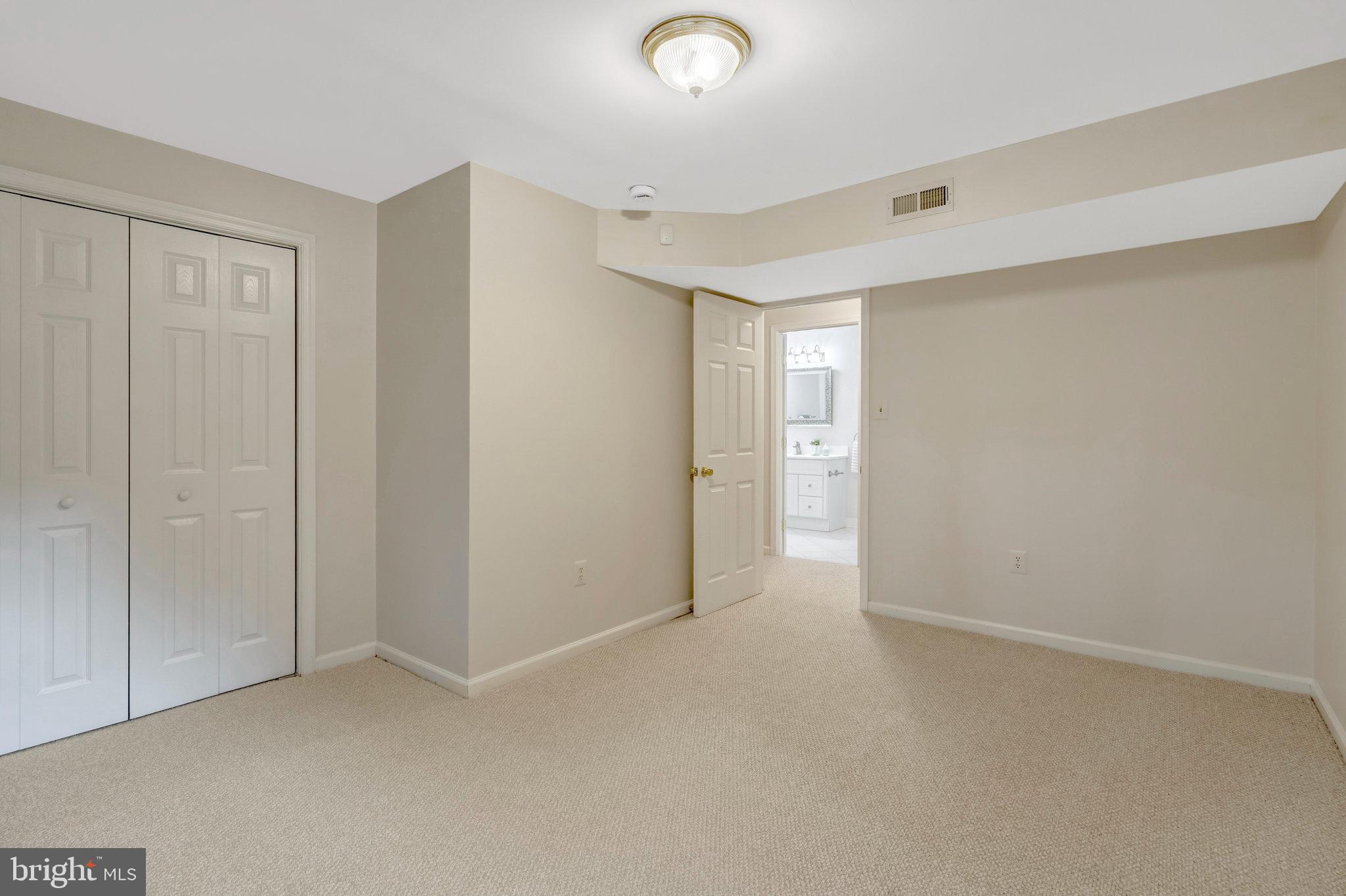 11181 Longwood Grove Drive Reston, VA 20194 - Photo 72 of 94 Bedroom #4