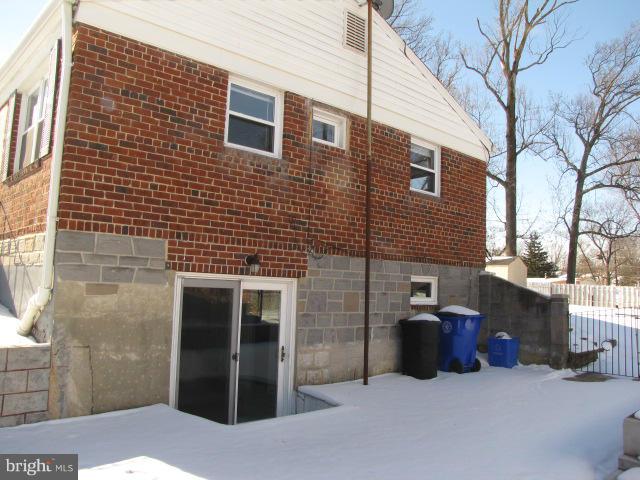 12004 Rocking Horse Road Rockville, MD 20852 - Photo 4 of 30 Entrance to Lowe Level