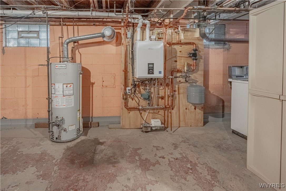 3894 Youngstown Road Wilson, NY 14172 - Photo 22 of 35 Endless hot water as well as whole house heating,