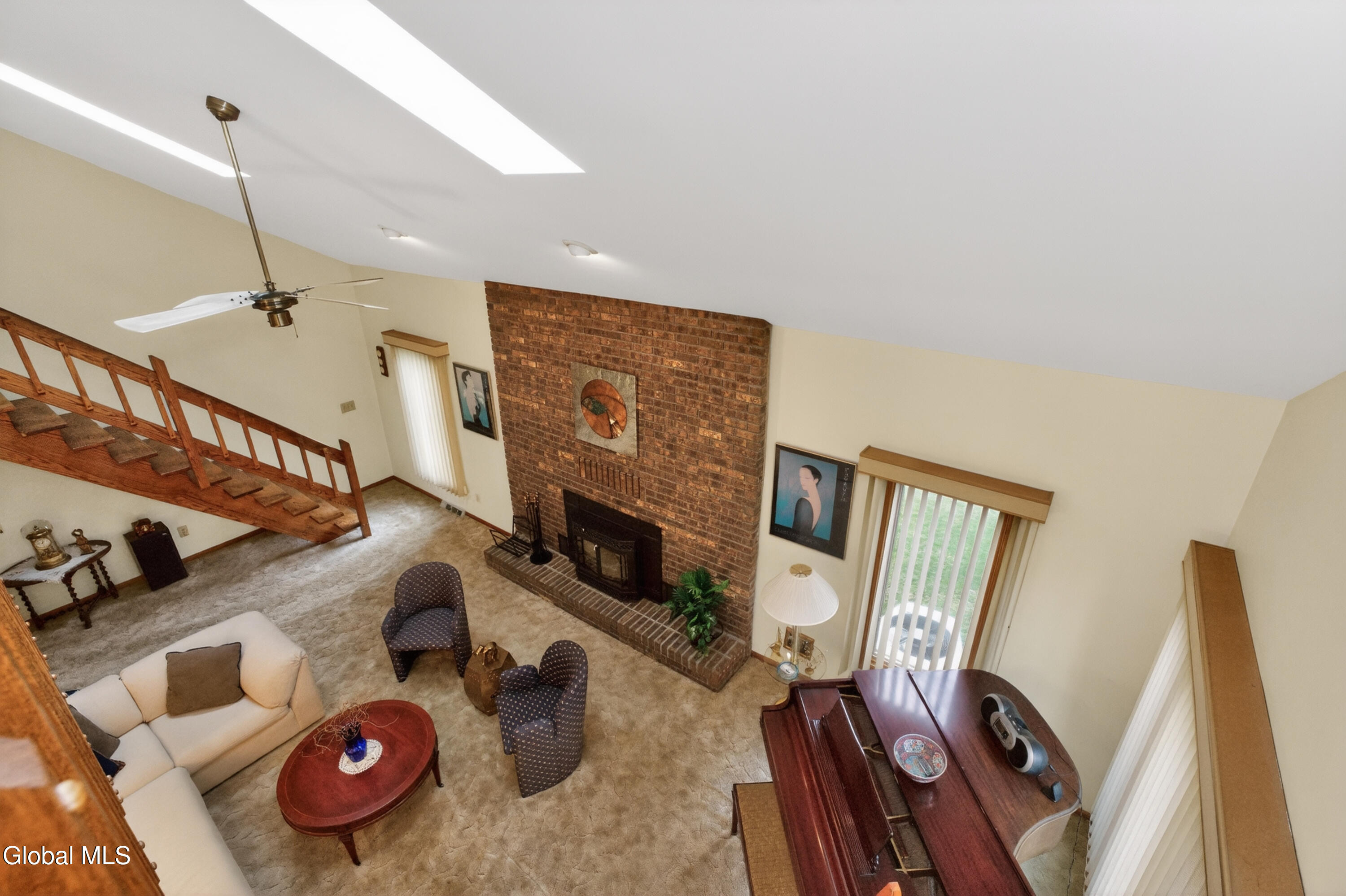 10 Durham Way Clifton Park, NY 12065 - Photo 11 of 50 6 Landing 1