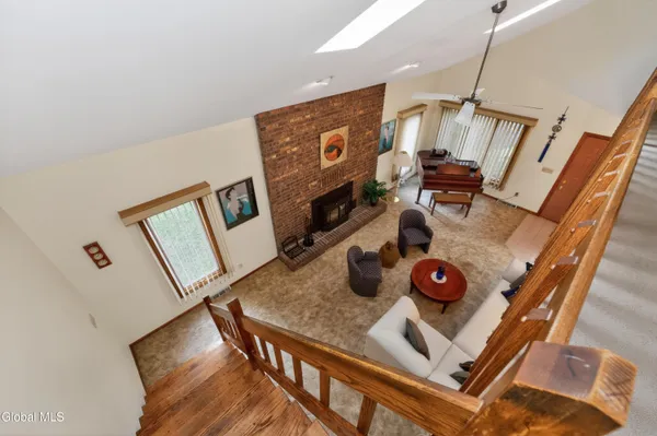 $450,000 | 10 Durham Way, Clifton Park, NY 12065