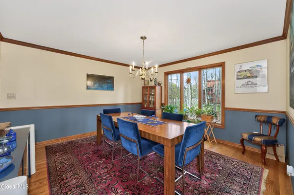 $450,000 | 10 Durham Way, Clifton Park, NY 12065