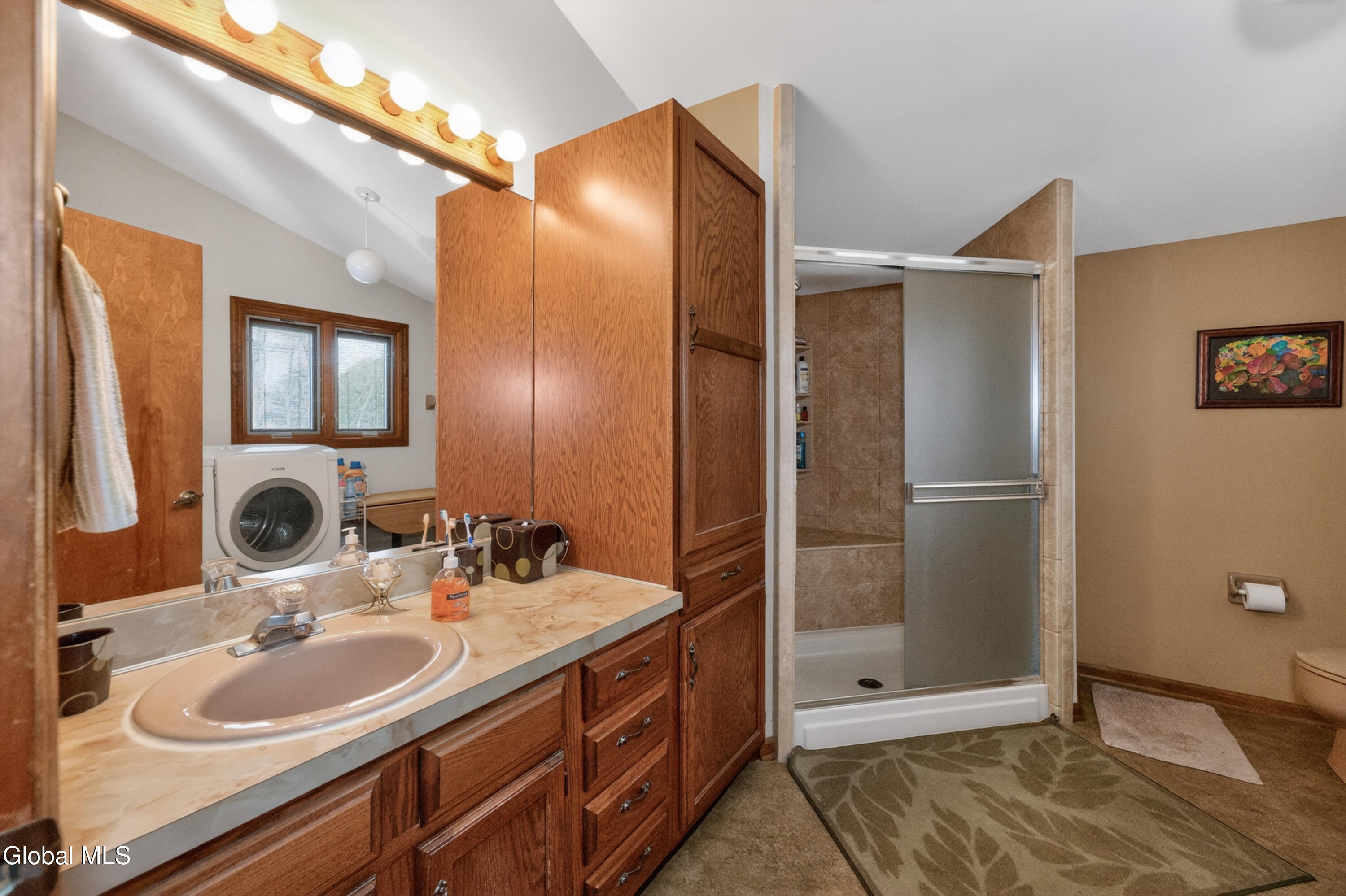 10 Durham Way Clifton Park, NY 12065 - Photo 24 of 50 9 Bathroom 1
