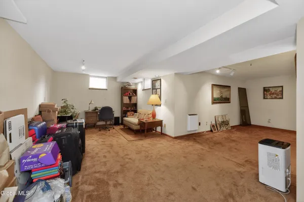 $450,000 | 10 Durham Way, Clifton Park, NY 12065