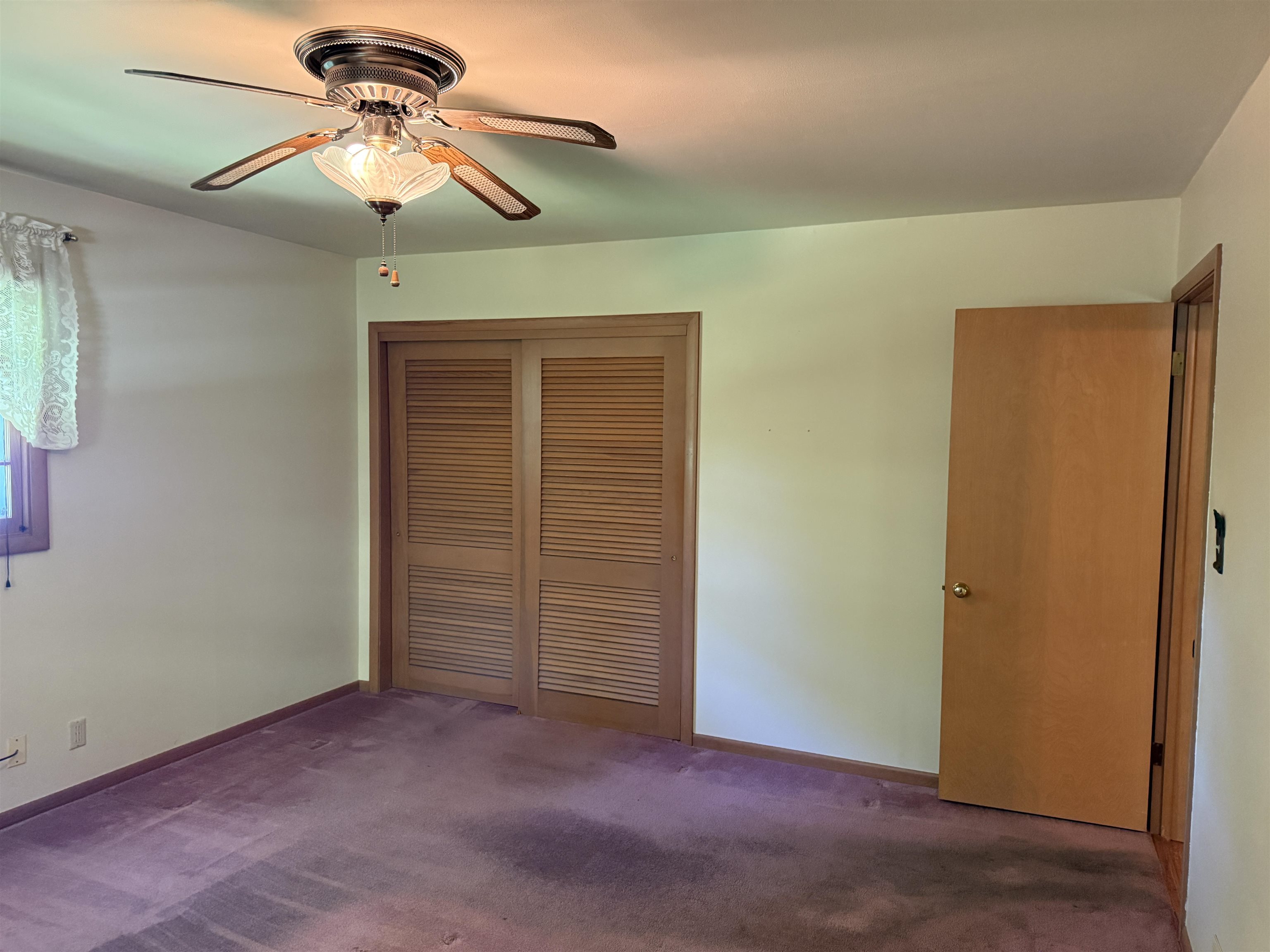 1894 North Ridge Drive Freeport, IL 61032 - Photo 9 of 25