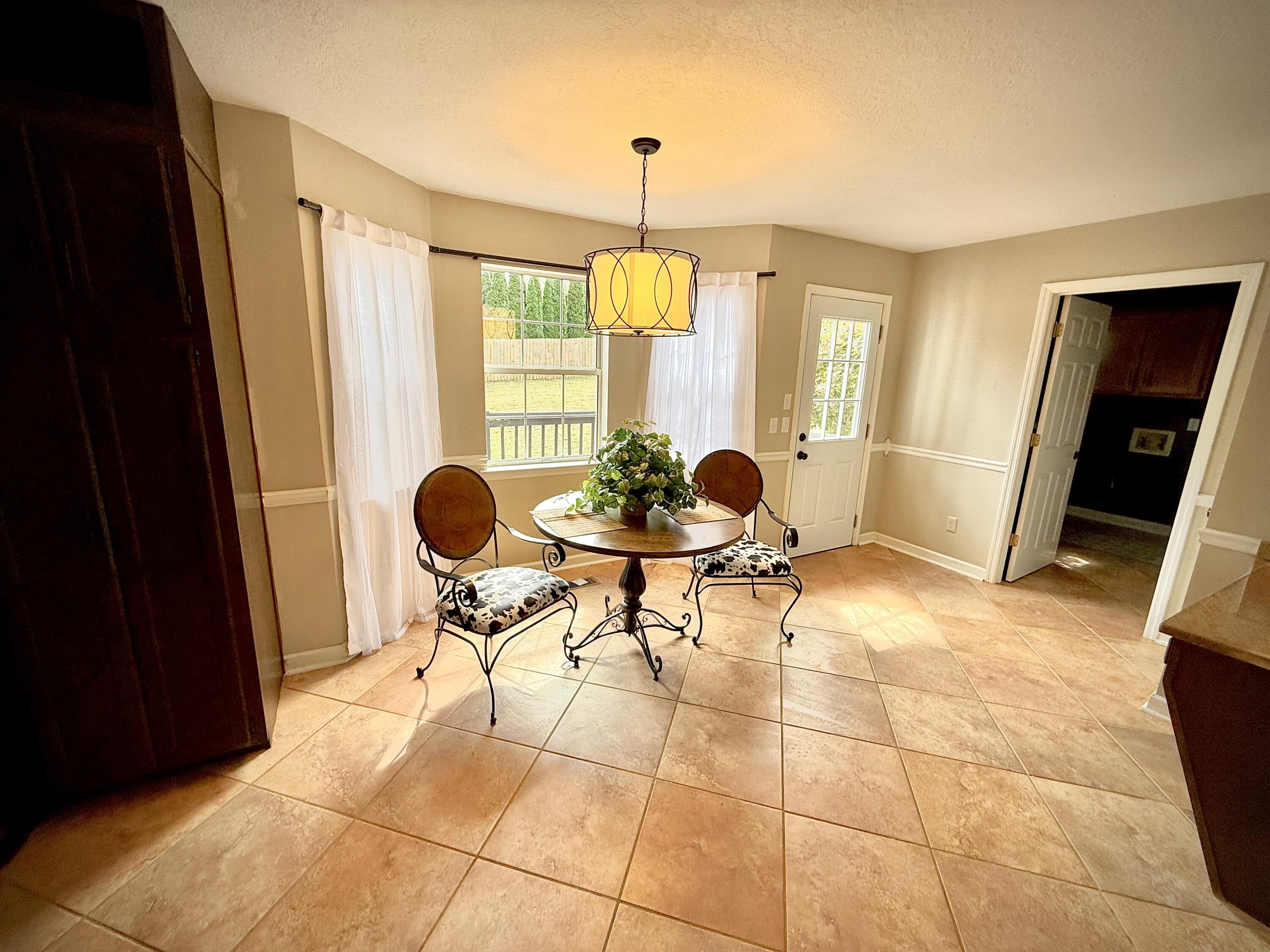 6900 Snow View Lane Ooltewah, TN 37363 - Photo 15 of 37 IMG_7024