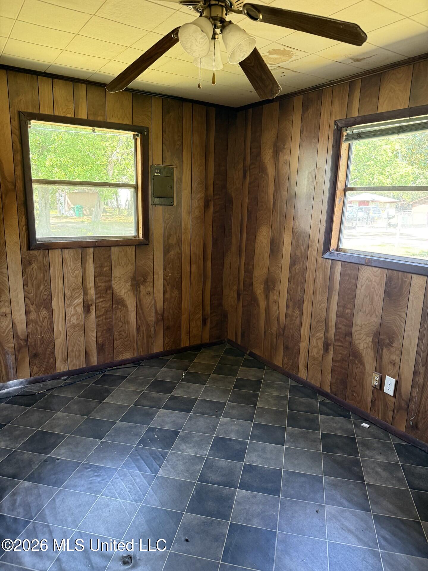 4519 General Ike Boulevard Moss Point, MS 39563 - Photo 2 of 14 06ab301a-7171-4613-a30c-b45cd157084a