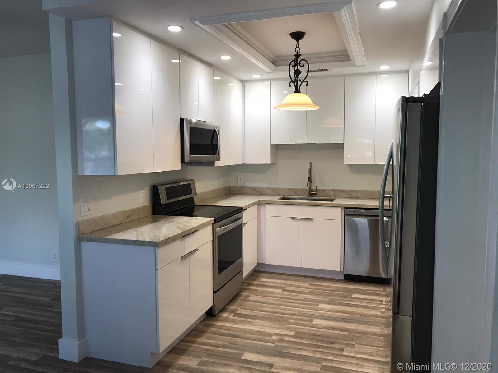 2818 Southwest 13th Court Fort Lauderdale, FL 33312 - Photo 4 of 40