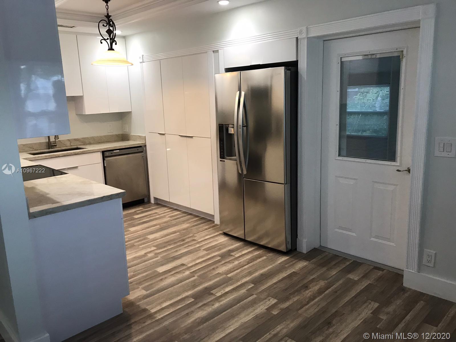 2818 Southwest 13th Court Fort Lauderdale, FL 33312 - Photo 5 of 40