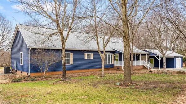 $449,000 | 596 Greenbriar Farm Trail, Siler City, NC 27344