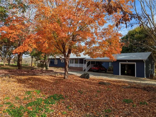 $465,000 | 596 Greenbriar Farm Trail, Siler City, NC 27344