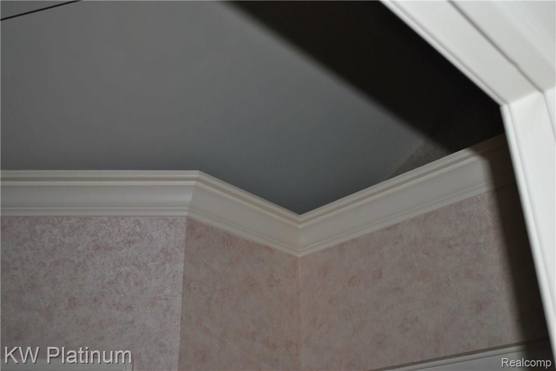 1001 River Road St. Clair, MI 48079 - Photo 37 of 56 DSC_0121.JPG
