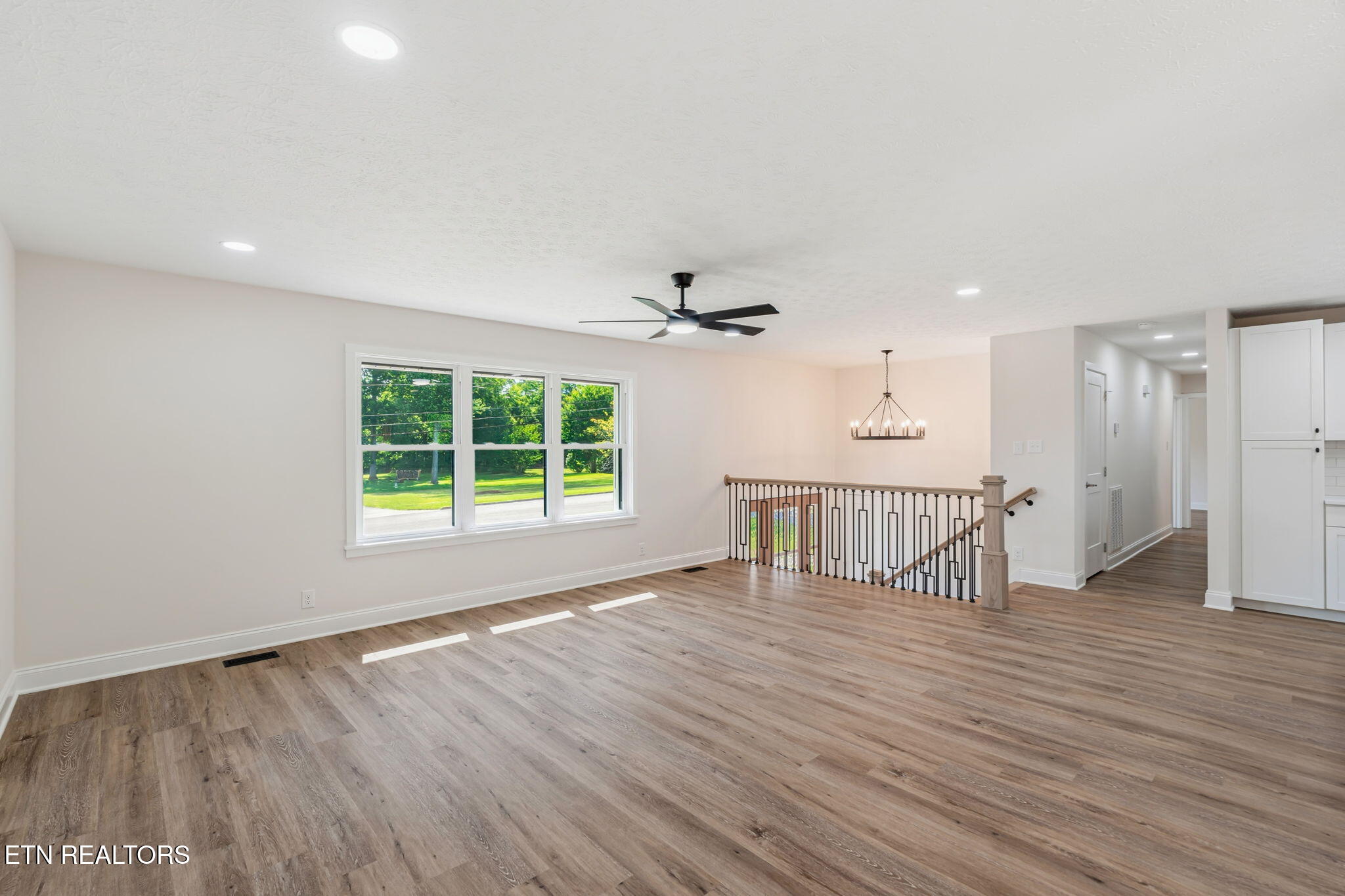 8236 Spruceland Road Powell, TN 37849 - Photo 15 of 52 12-web-or-mls-8236 Spruceland Road-24