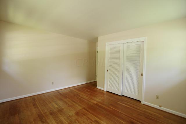 3220 Mt Holyoke Road Columbus, OH 43221 - Photo 17 of 39