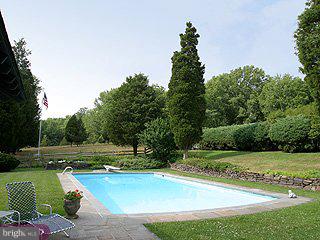 841 Pretty Brook Road Princeton, NJ 08540 - Photo 4 of 6