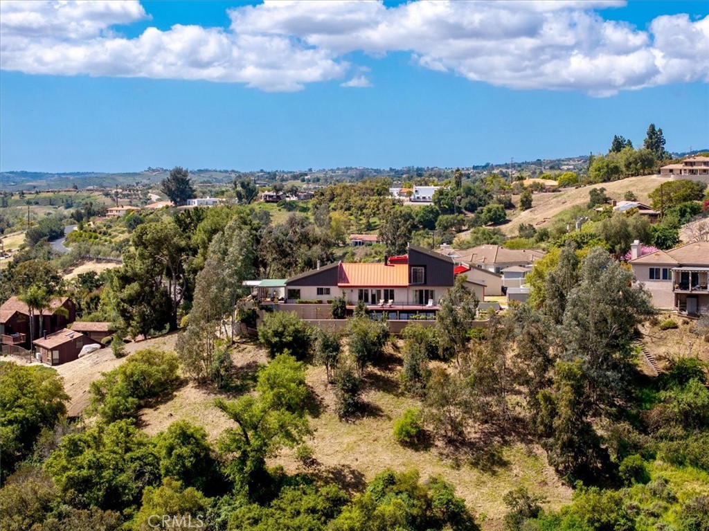 3240 Skycrest Drive Fallbrook, CA 92028 - Photo 37 of 40 a view of a city