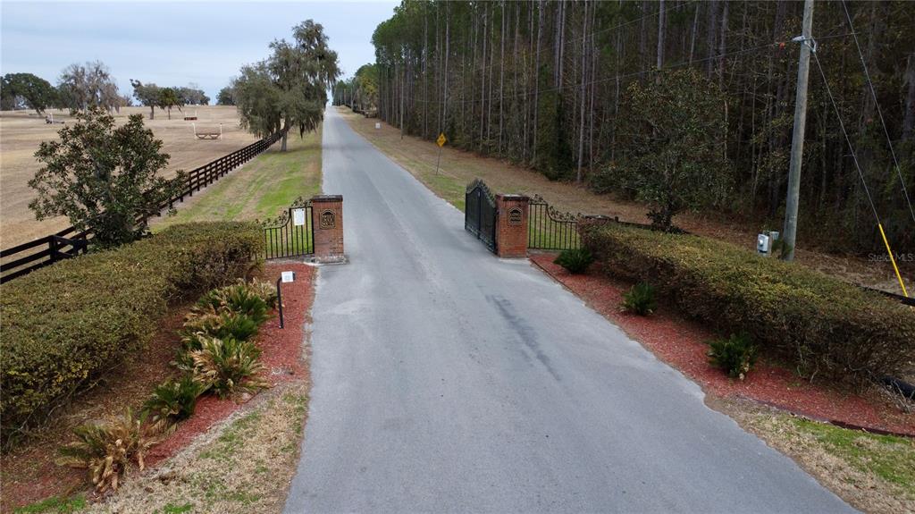 Northwest 170th Street Reddick, FL 32686 - Photo 2 of 9