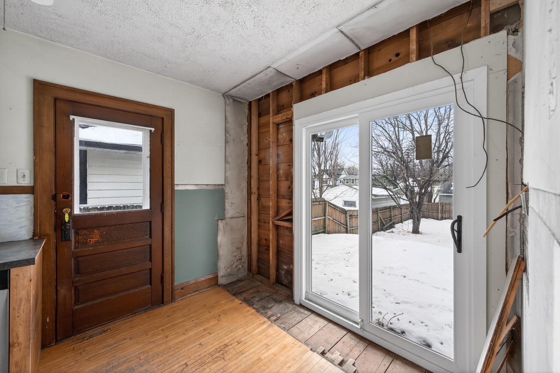 271 Pascal Street South St. Paul, MN 55105 - Photo 16 of 29