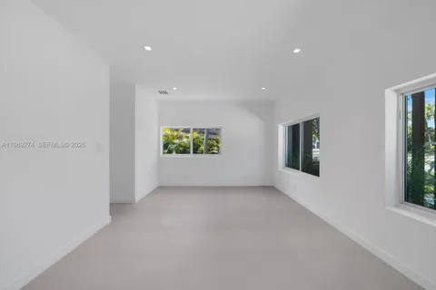 $2,850,000 | 19721 Northeast 23rd Avenue, Miami, FL 33180